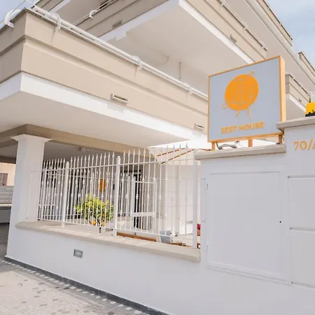 Zest House Aparthotel 3*
