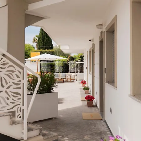 Zest House Aparthotel
